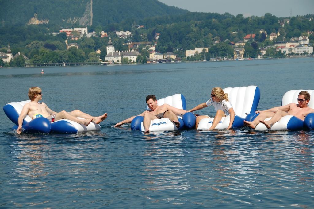 Landhotel Gruenberg Am See Gmunden Exterior photo